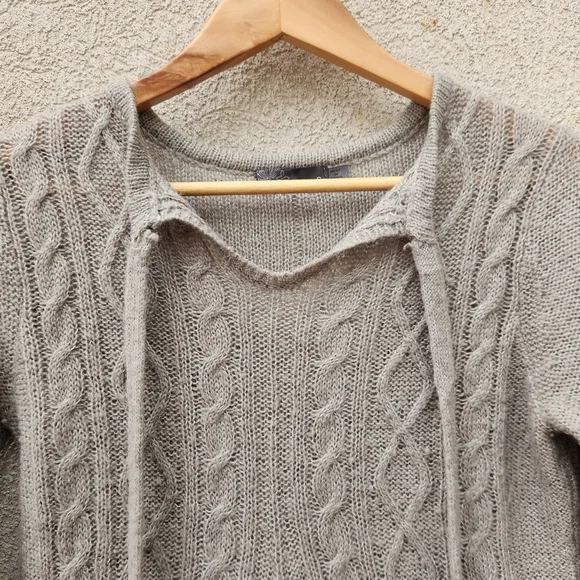 PRANA Womens Shelby Poncho Sweater Small Gray Wool Cable Knit Boho Fringe Top - Picture 2 of 10